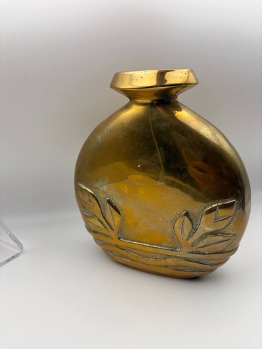 Vaso coreano rotondo ottone